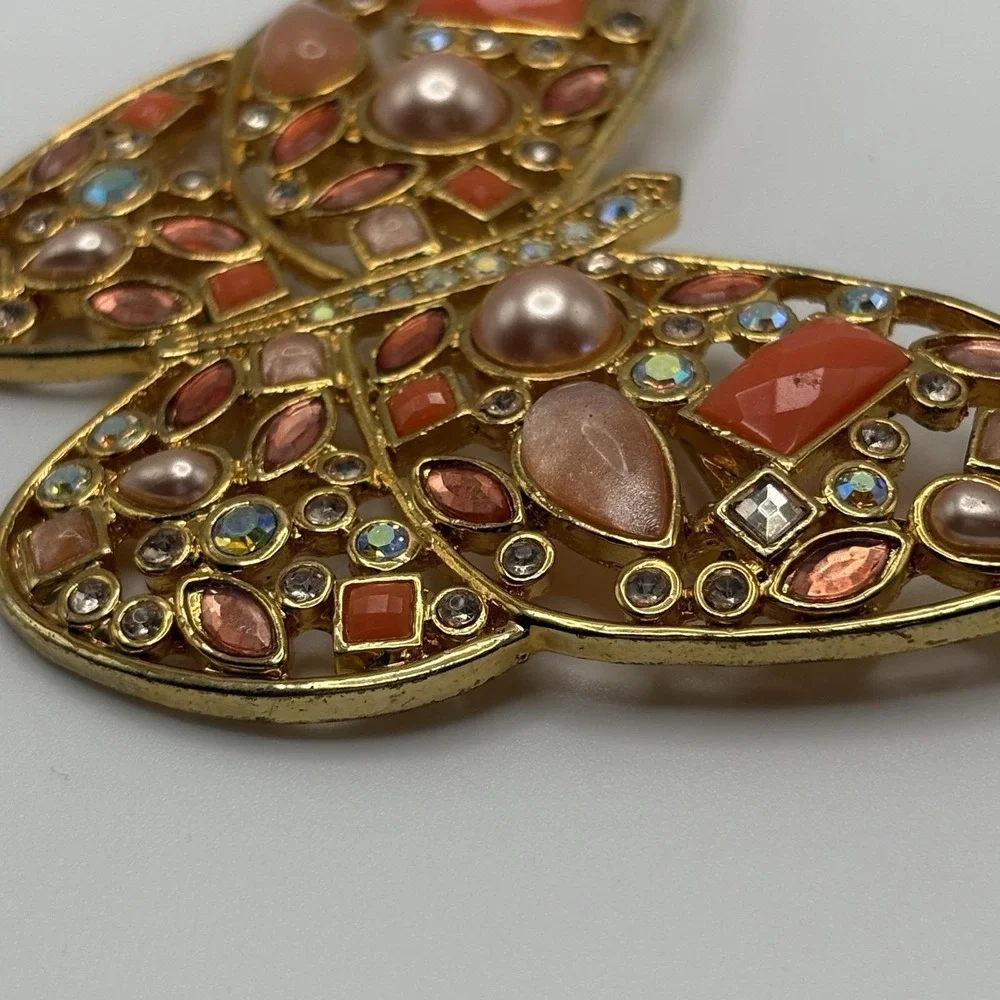 Vintage Butterfly Brooch Pin Faux Pearl Cabochons Peach Sparkly LAILA ROWE